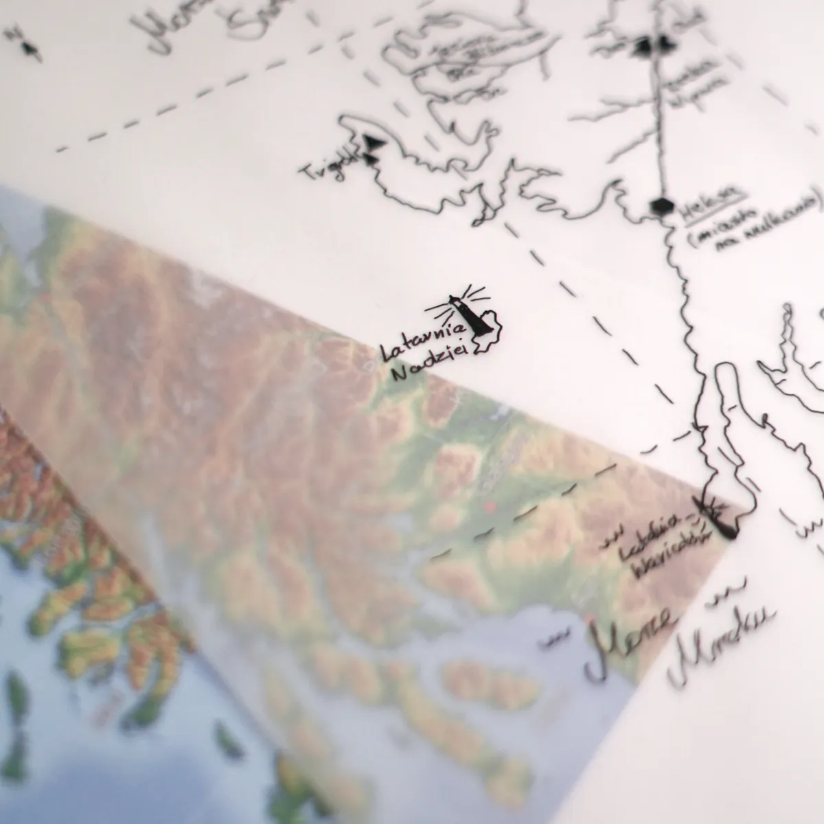 obraz wyróżniający - pisanie kreatywne z mapą